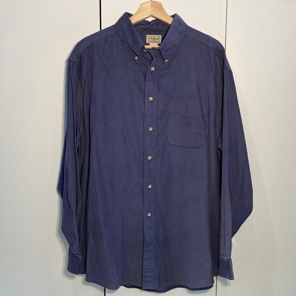 L.L. Bean fine corduroy Men's Navy Button Down Shirt XL